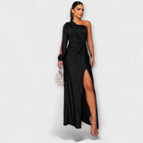 Julie – Elegantiškos suknelės su rafinuotumu