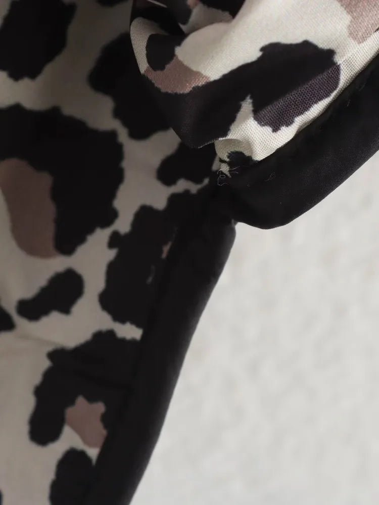 Marja – tikattu takki leopardivuorella