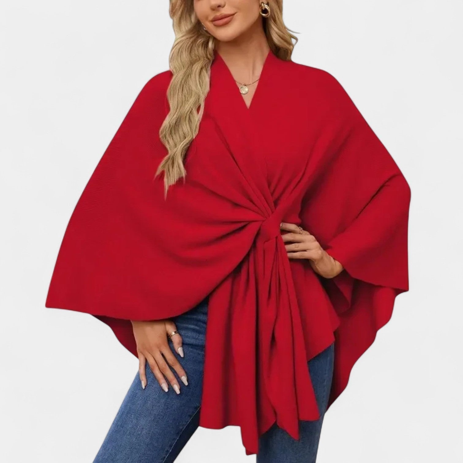 Daniela – Elegantti hulmuava ponchoneule solmulla