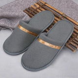 Tomáš – Lämpimät Unisex-talvitossut