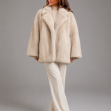 Elli – oversize tekoturkistakki avoimella etuosalla