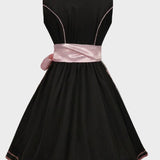 Damen Dirndlkleid | Floraler Rock & Rosa Schürze