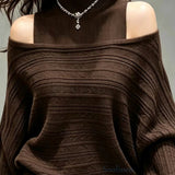 Mirja – neuleliivi ja olkapäät paljastava neulepaita