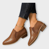 Veronika – Tyylikkäät Slip-On-kengät matalalla korolla