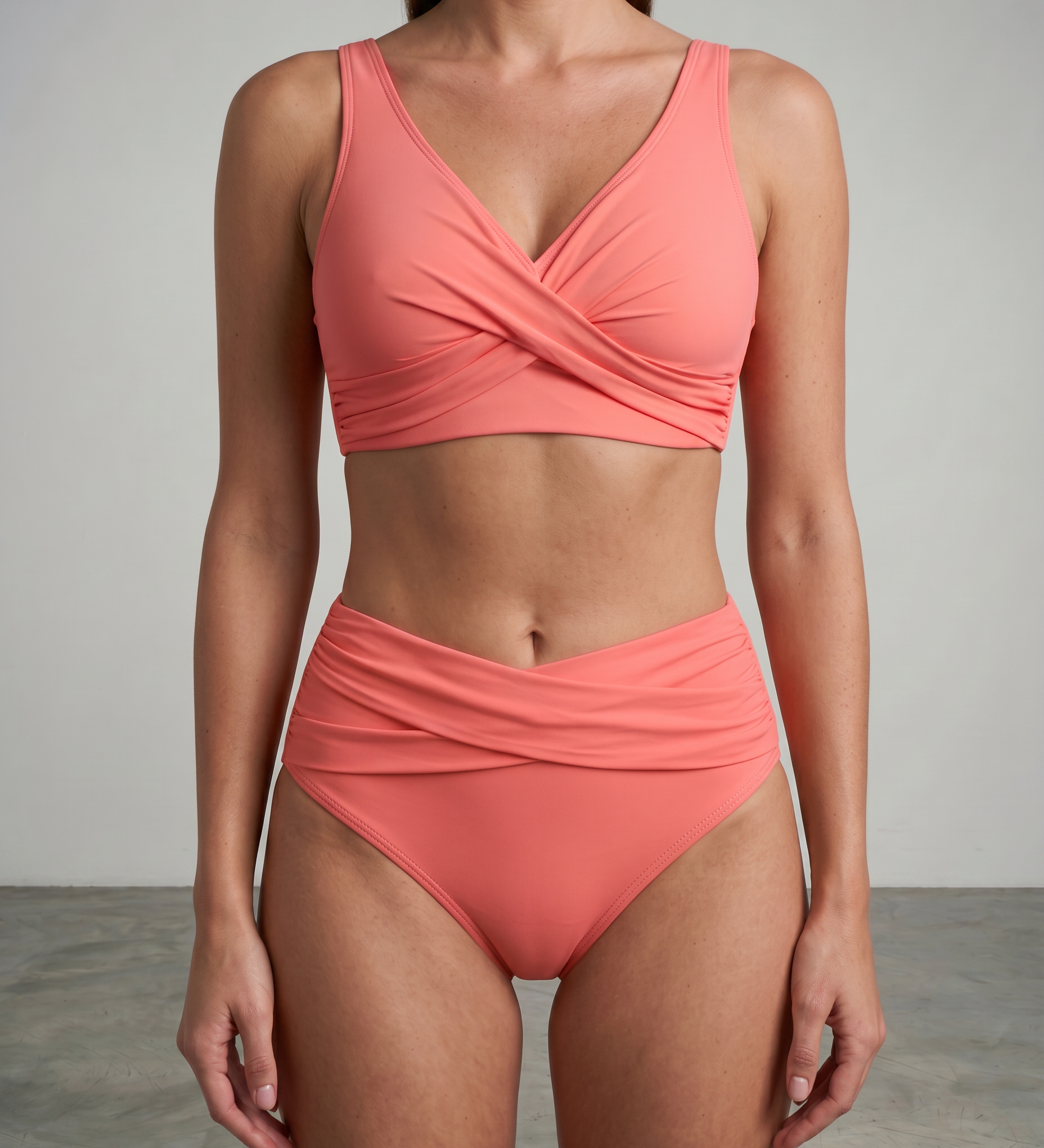 Elena Marell | Muotoilevat bikinit