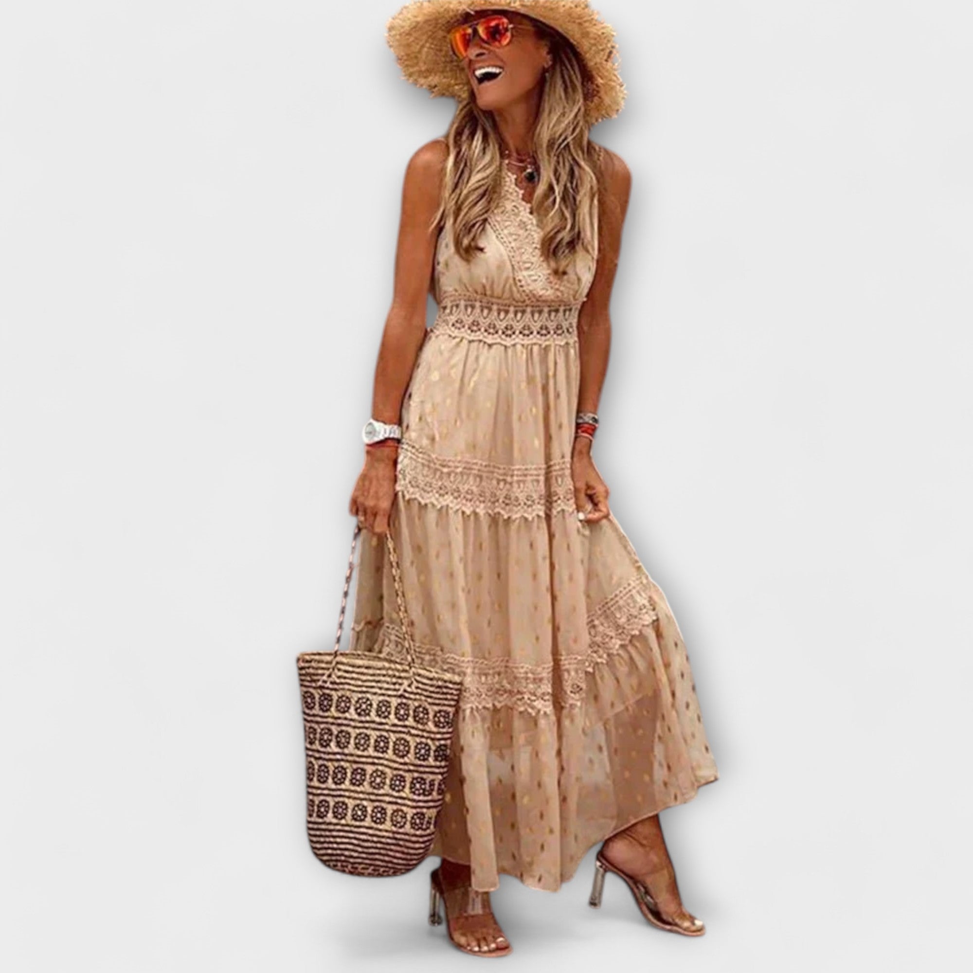 Lola - Maxi-mekko, jossa boheemit pitsit